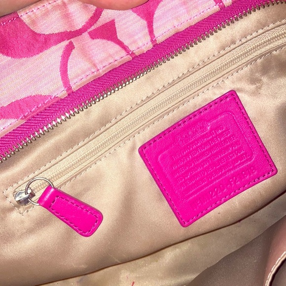 Coach Pink Magenta Y2k Alexandra Signature Chain Tote Bag - Picture 9 of 9